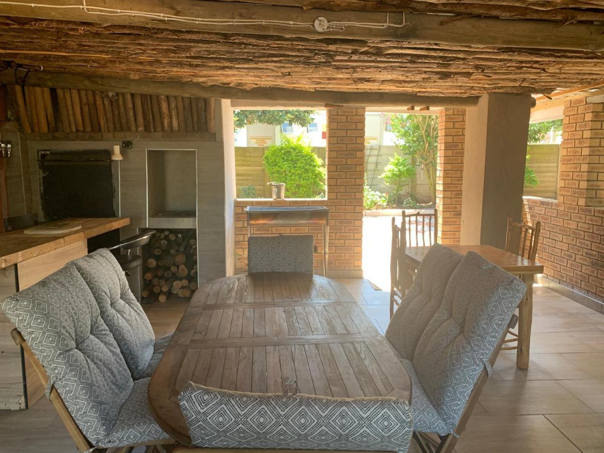 Cycad Stay Umtata Exterior photo